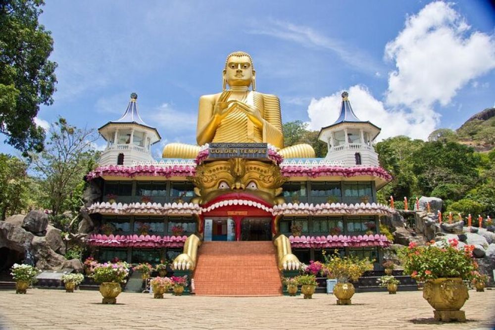 Top 10 Places to Visit in Sri Lanka Dambulla